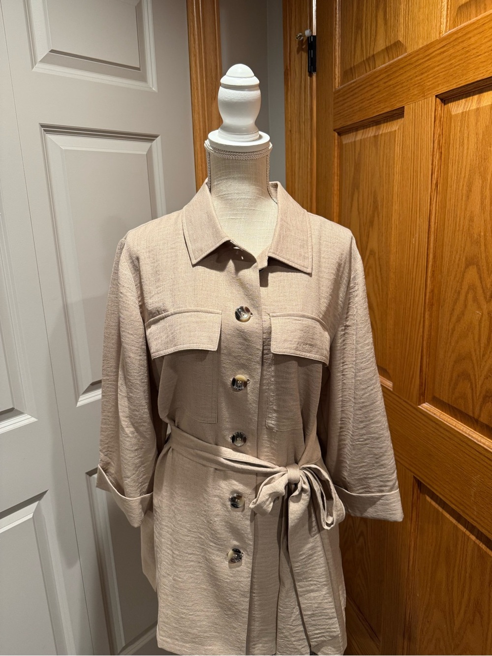 New York & Company Light Beige Trench-Style Shirt Jacket